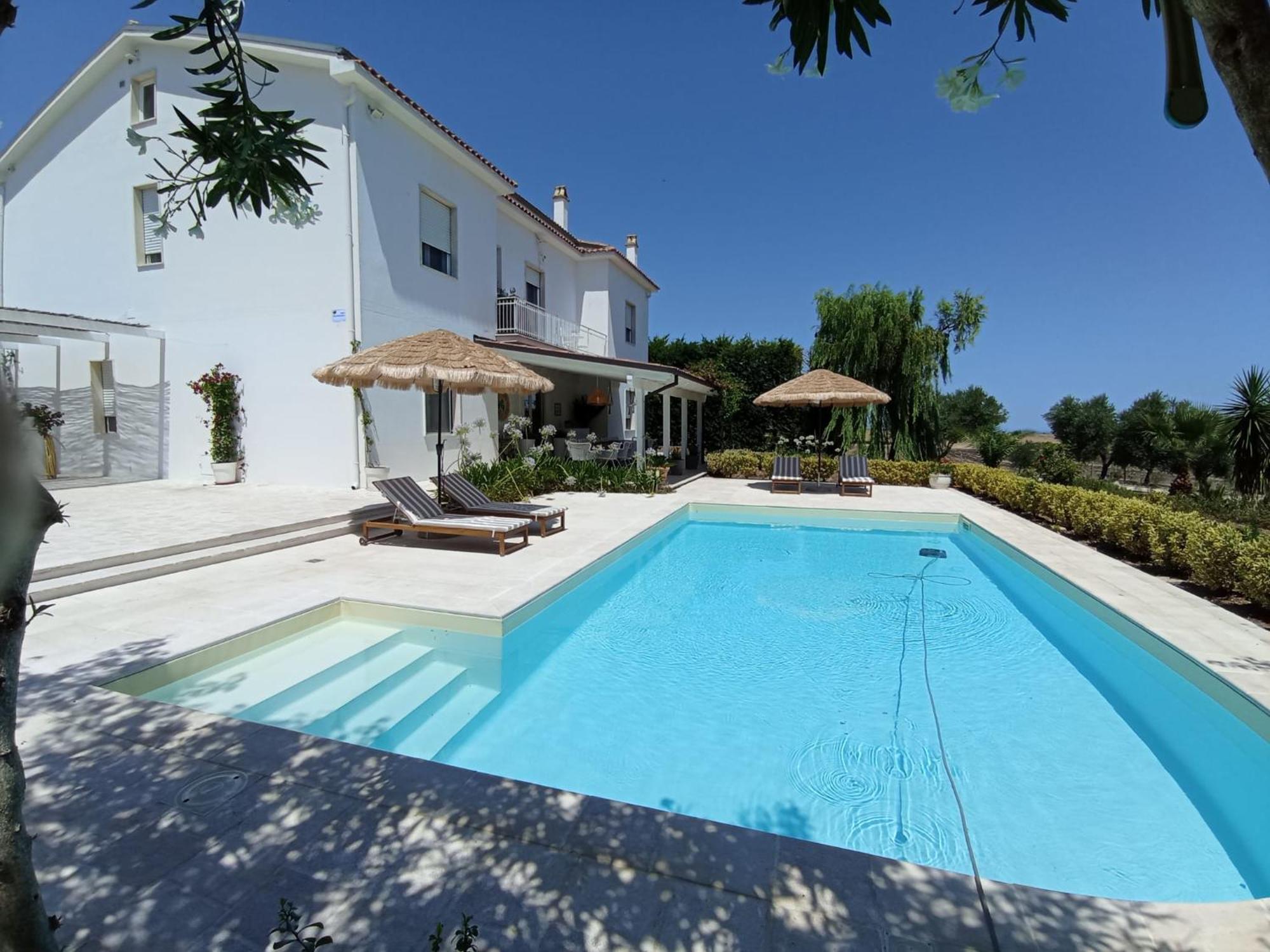 Tenuta Viale Degli Ulivi San Martino in Pensilis Экстерьер фото